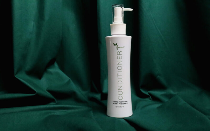 nourishing and hydrating conditioner from the Curated by yen body